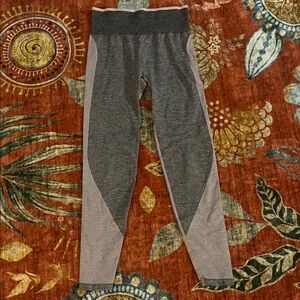 PINK Victoria's Secret Charcoal and Light Gray Leggings